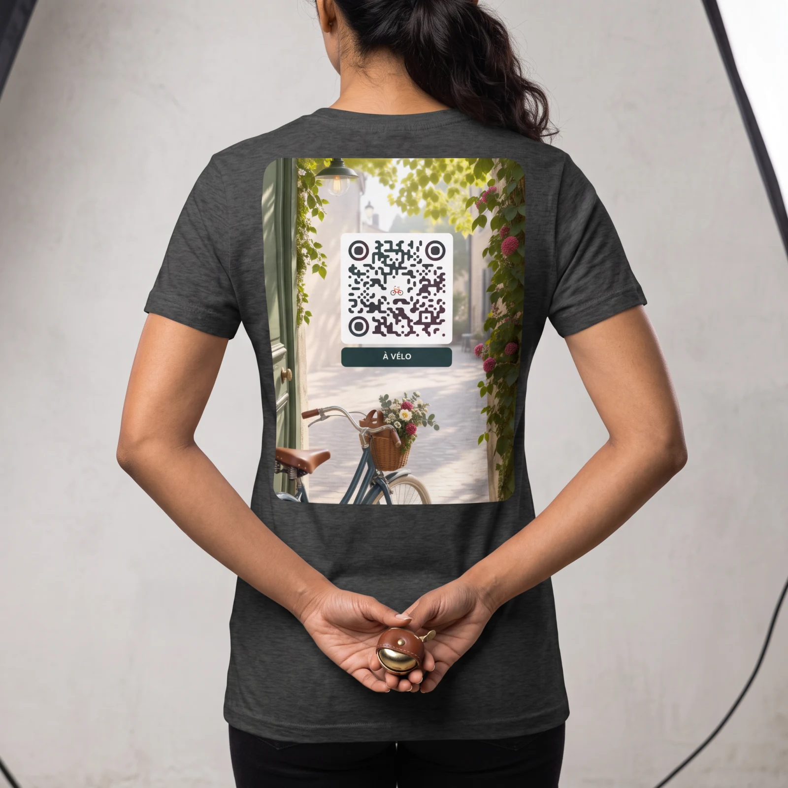 T-shirt col V QR code personnalisé — look casual chic – Gris Foncé Chiné