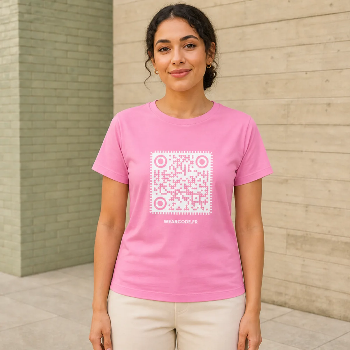 T-shirt QR code femme col côtelé bio — coupe ajustée flatteuse